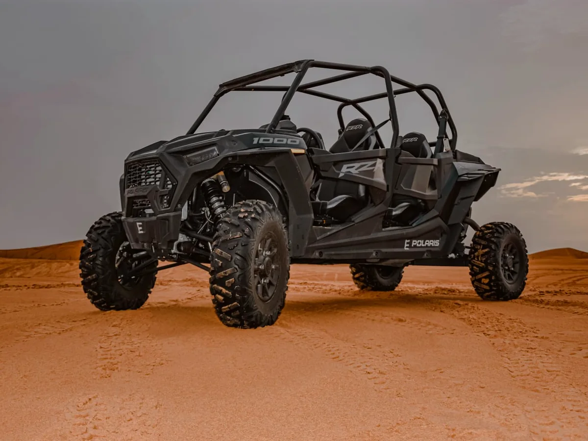 4-seater Dune Buggy 1000cc Turbo on Dubai dunes